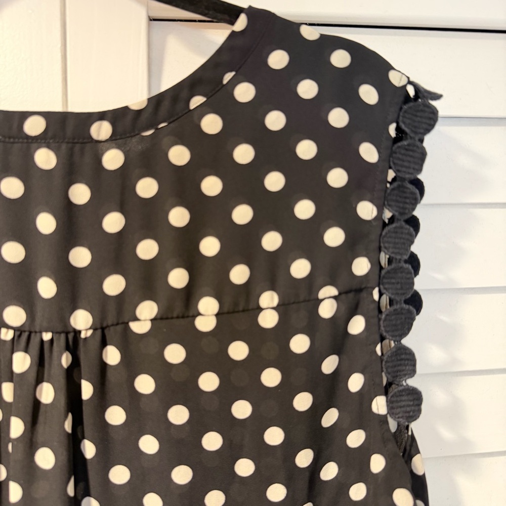 Sleeveless Polka Dot Blouse Work Office Top Pom Trim Lightweight Flowy - Picture 6 of 12